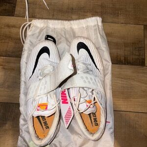 Nike Men’s White and Black Track Spikes- Jumpers Spikes